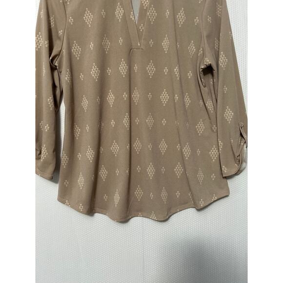 Cure Women's Beige 3/4 Roll-Tab Sleeve Keyhole Neck Blouse Geometric Top Medium - Picture 3 of 10
